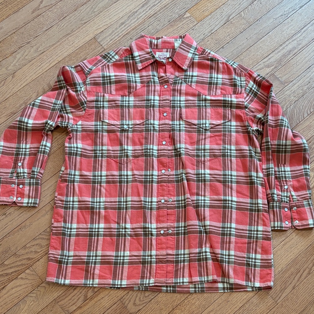 Levi's Women’s Dylan Relaxed Fit Plaid Shirt EUC size small
